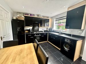 Photo 16- click for photo gallery